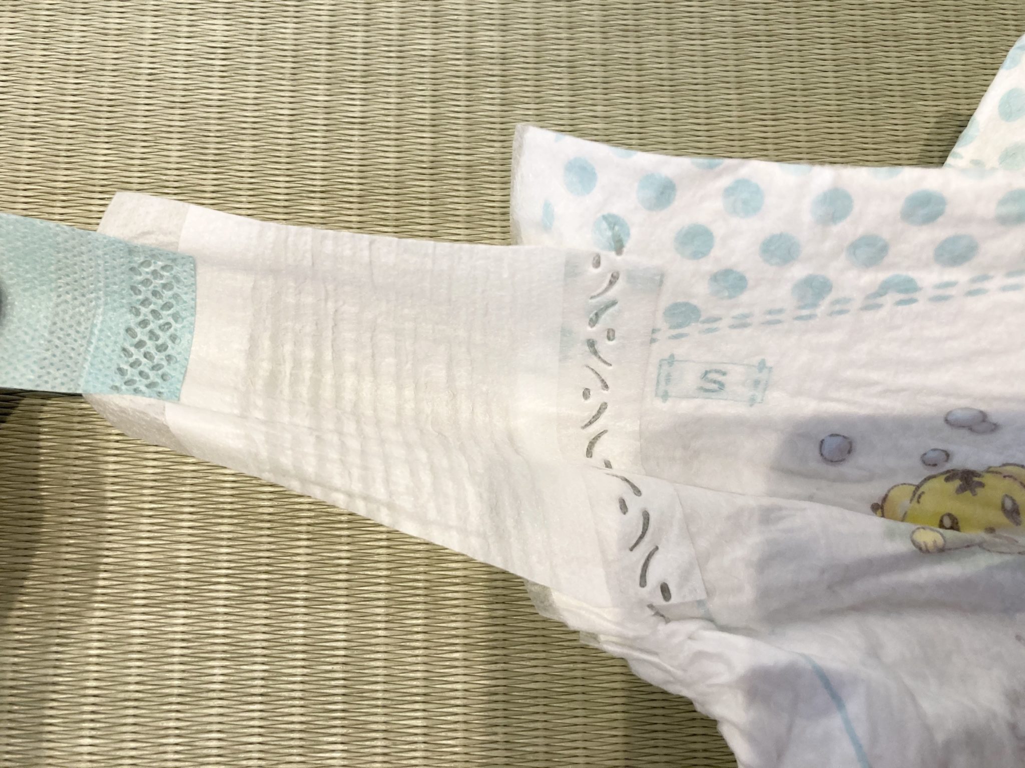 テープタイプのオムツSサイズ4種類を徹底比較！写真多めでレビュー｜もちもち節約ライフ